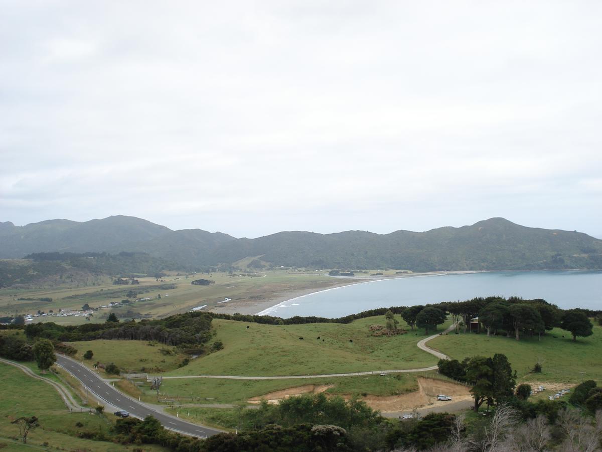 Nga Puriri Bed And Breakfast Hicks Bay Exterior photo